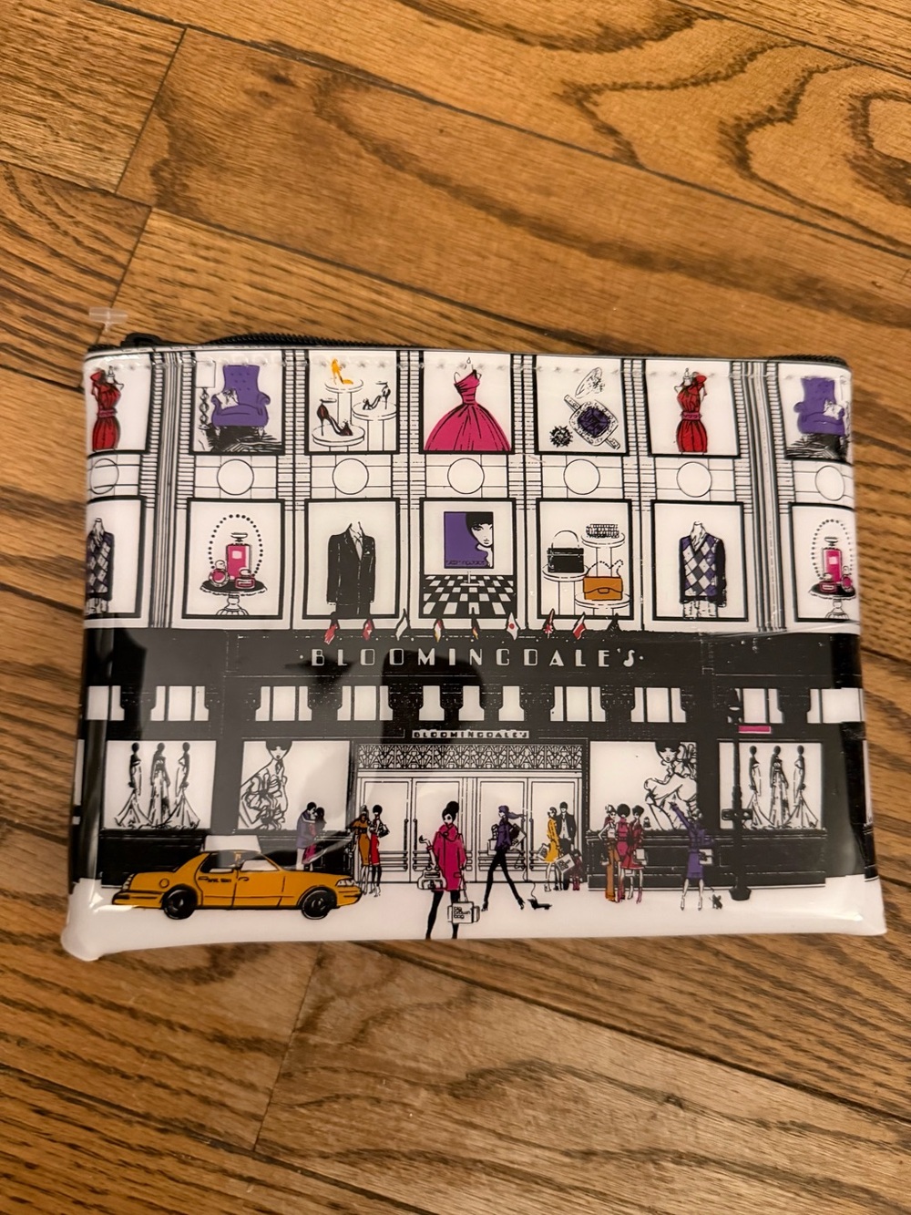 Bloomingdale's Illustrated Cosmetic Pouch in White with Black Accents
